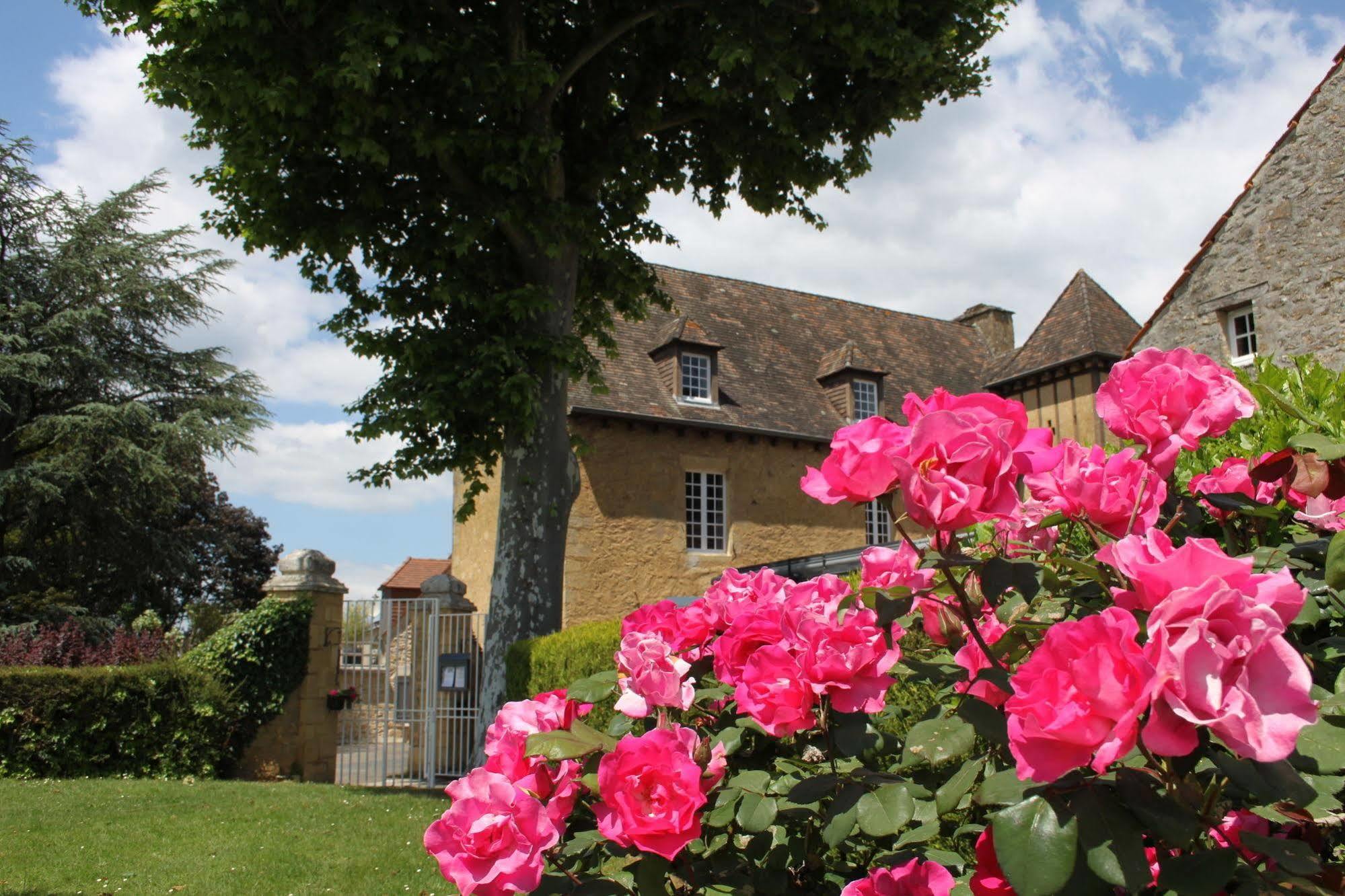 Hotel La Hoirie Sarlat-la-Canéda Exterior foto